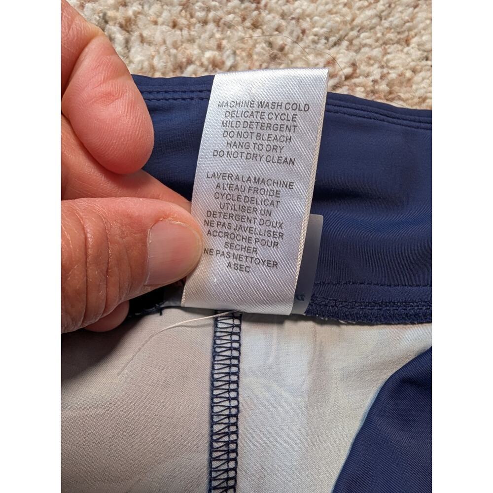 Tommy Bahama Women's cover up/workout shorts; lightweight, Blue & green floral - Picture 8 of 10